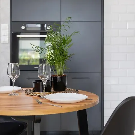 דירה With Parking & Terrace Near Zalew Bagry By Renters Prestige