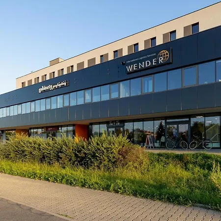 With Parking & Terrace Near Zalew Bagry By Renters Prestige Apartment *