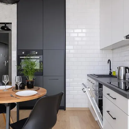 With Parking & Terrace Near Zalew Bagry By Renters Prestige * 크라쿠프