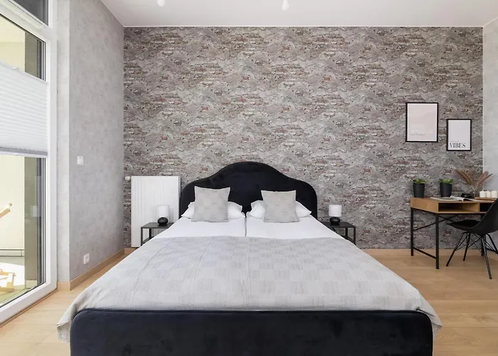 Apartman With Parking & Terrace Near Zalew Bagry By Renters Prestige Krakkó