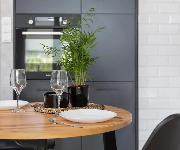 Apartman With Parking & Terrace Near Zalew Bagry By Renters Prestige