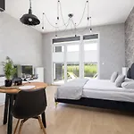 Apartmán With Parking & Terrace Near Zalew Bagry By Renters Prestige
